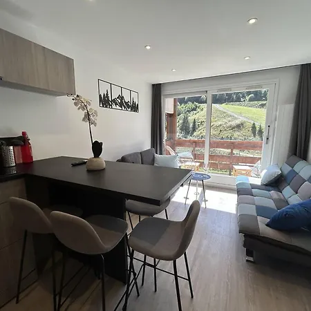 Duplex 3 Pieces Meribel Mottaret, Pour Famille, Pied Des Pistes